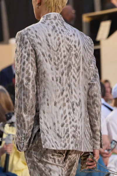 Look 118